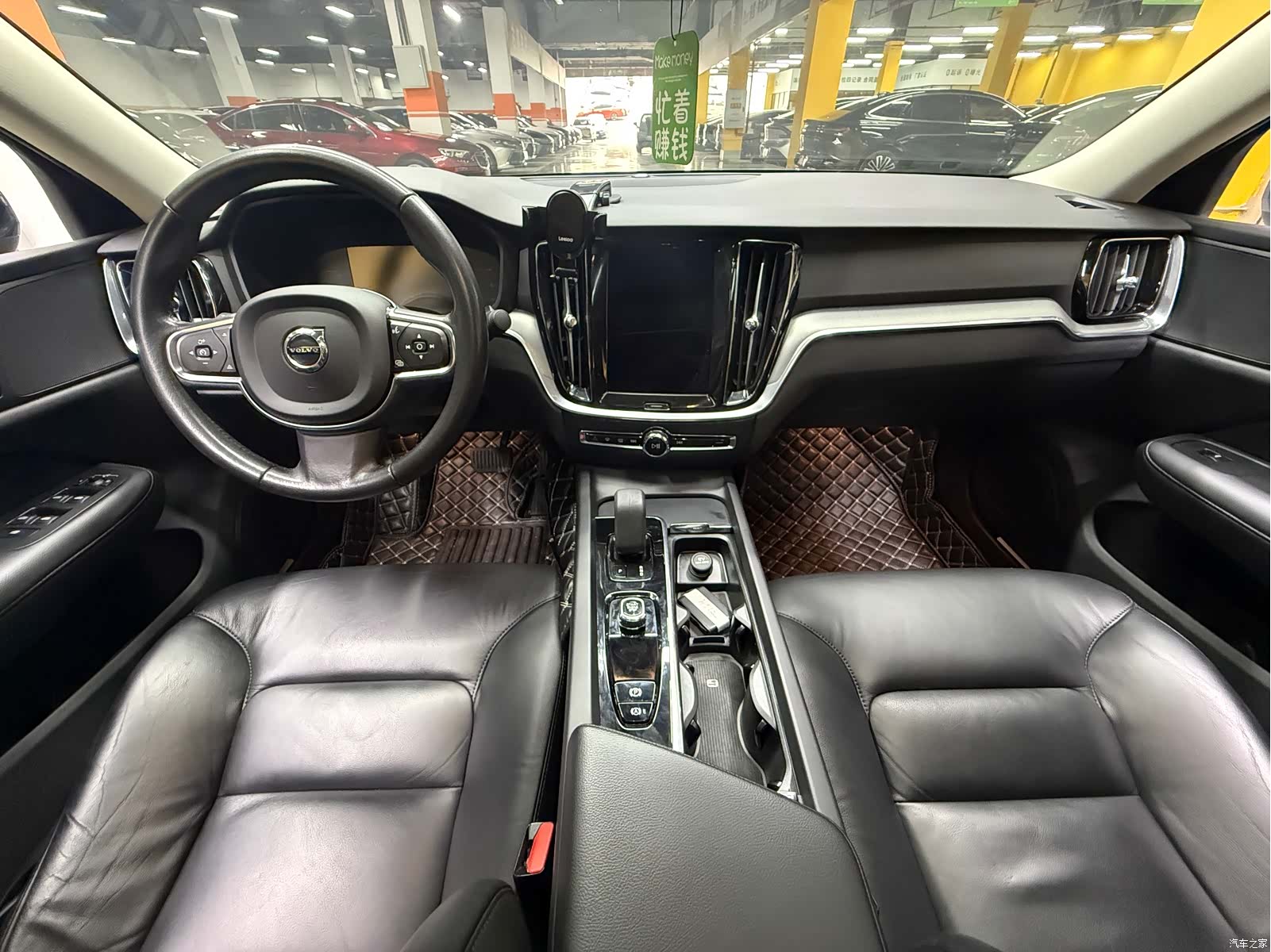 Volvo S60, 2022 11