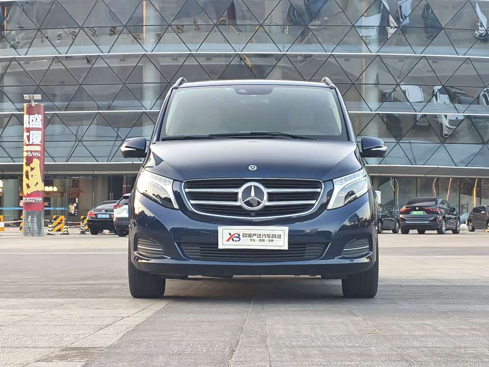 Mercedes-Benz V-class