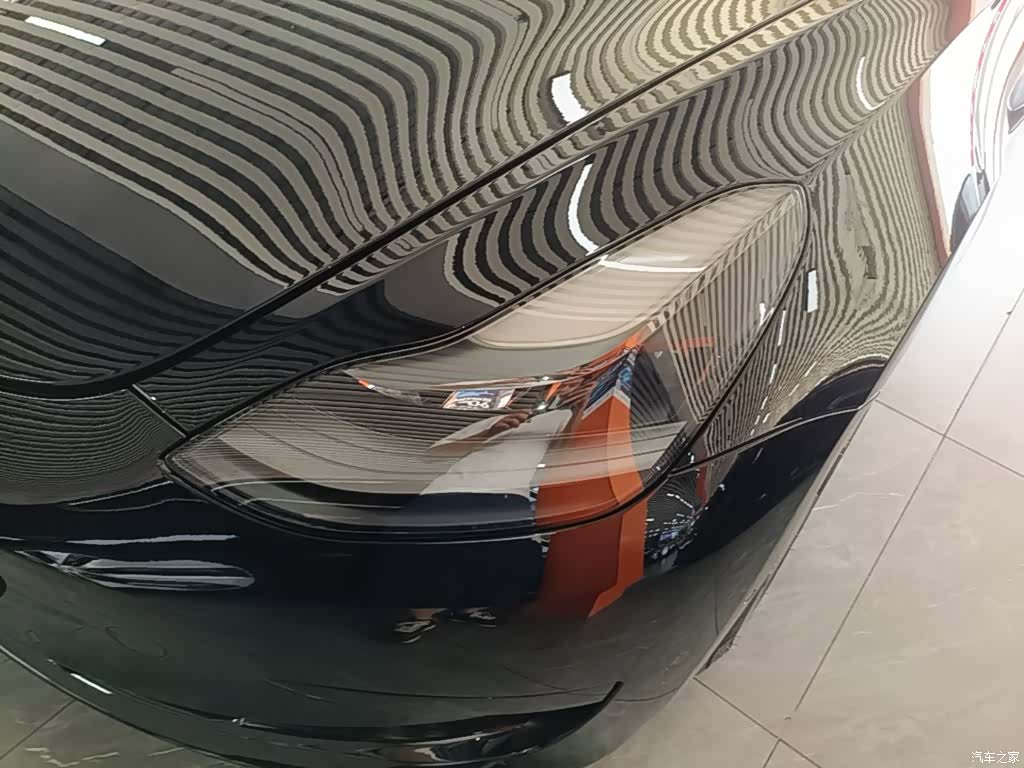 Tesla Model 3, 2022 24