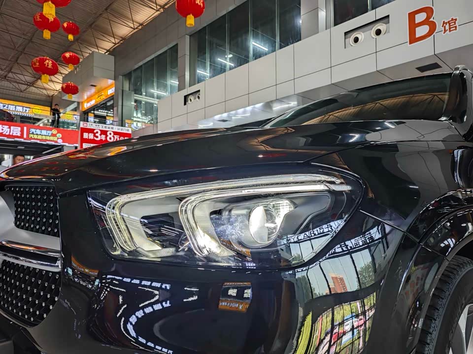 Mercedes-Benz GLE Mercedes-Benz GLE