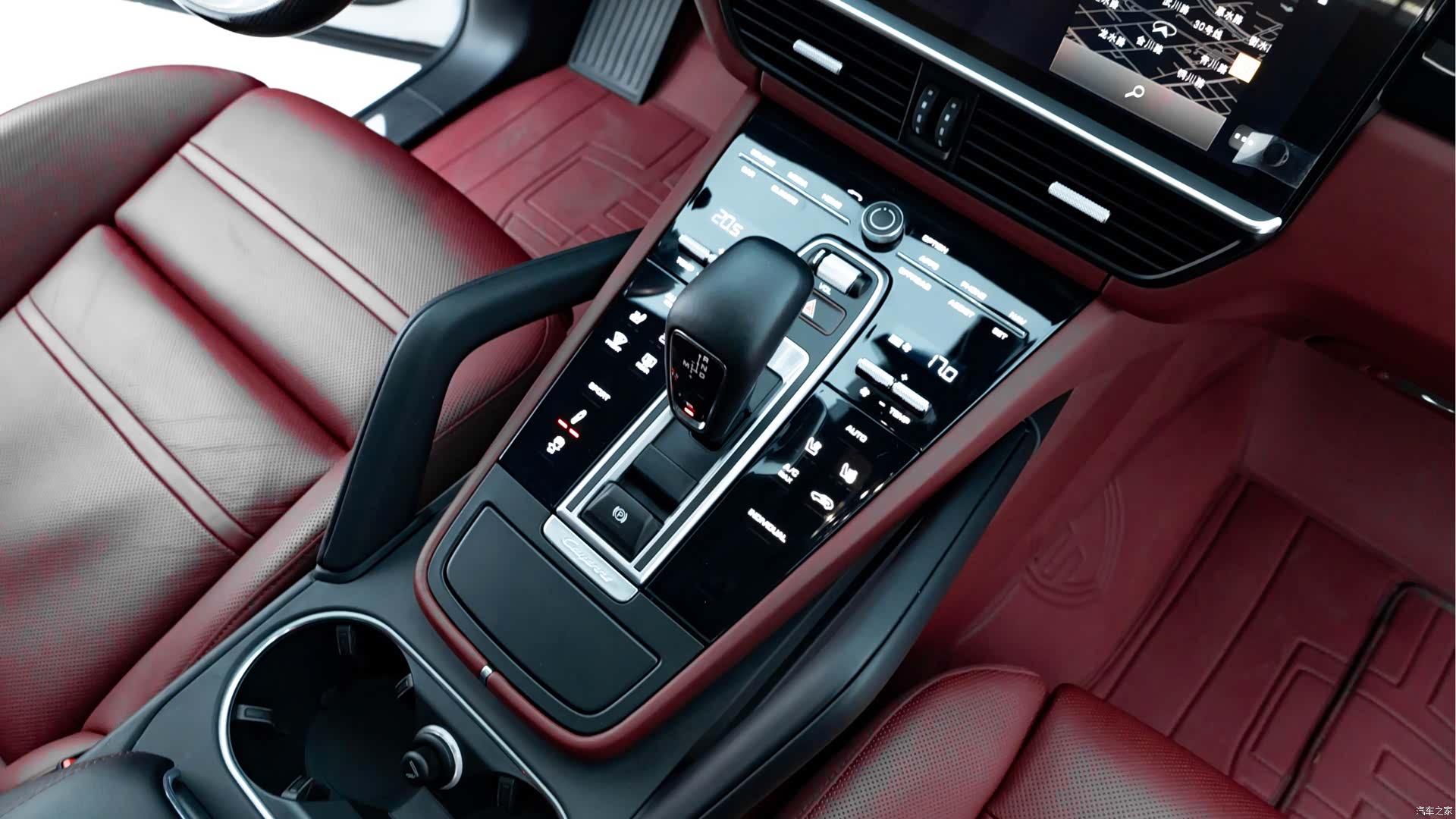 Porsche Cayenne, 2023 13