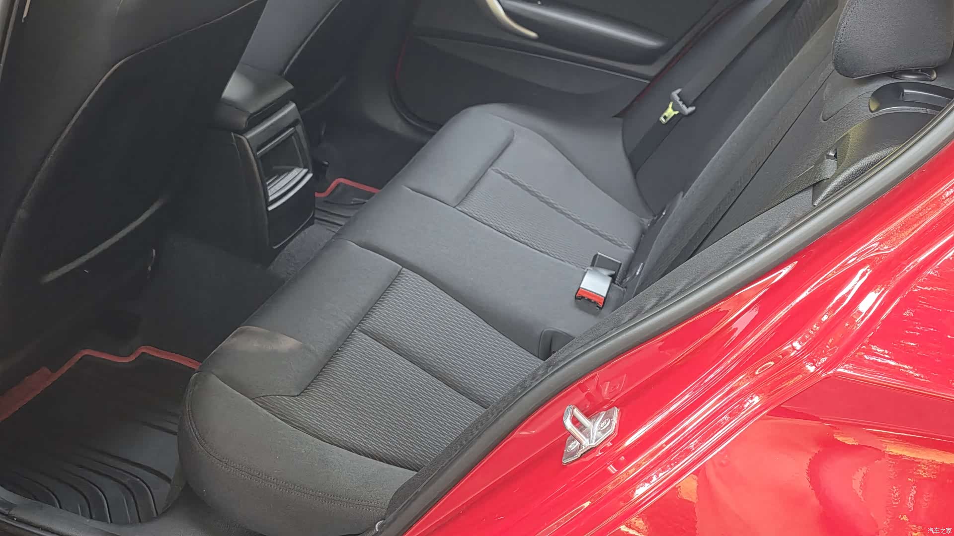 BMW 1 Series, 2013 24