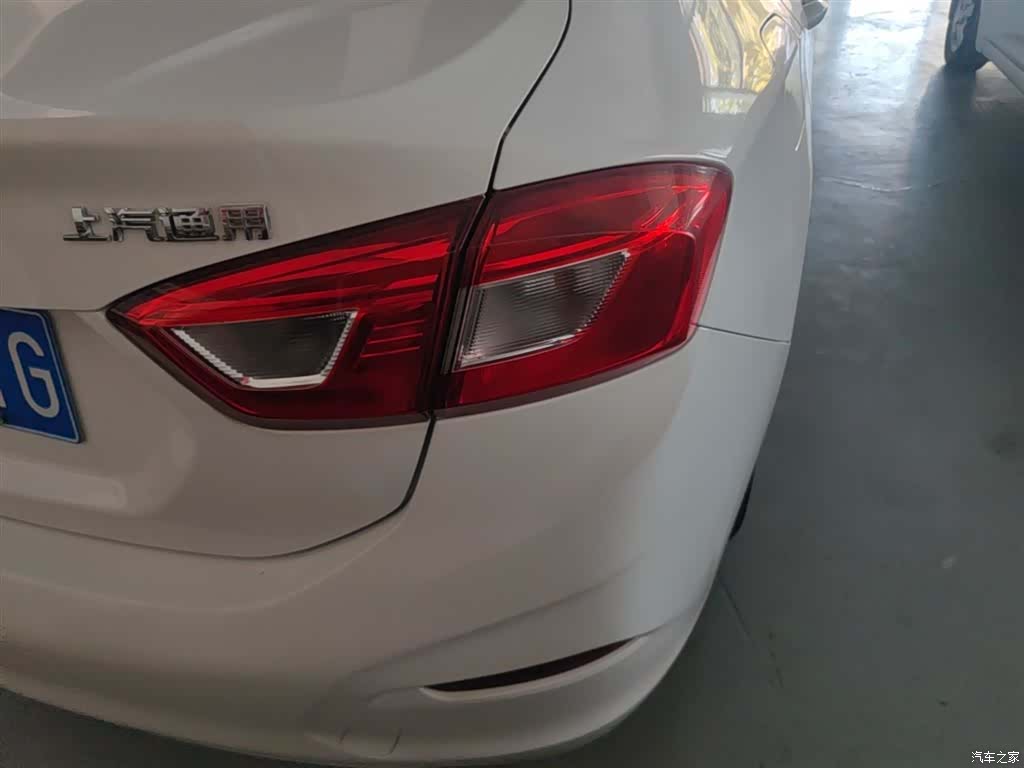 Chevrolet 320, 2018 8