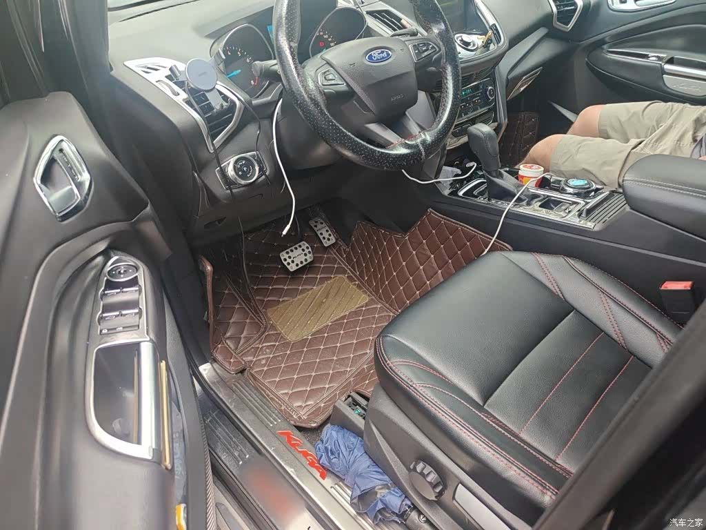 Ford Kuga, 2017 8