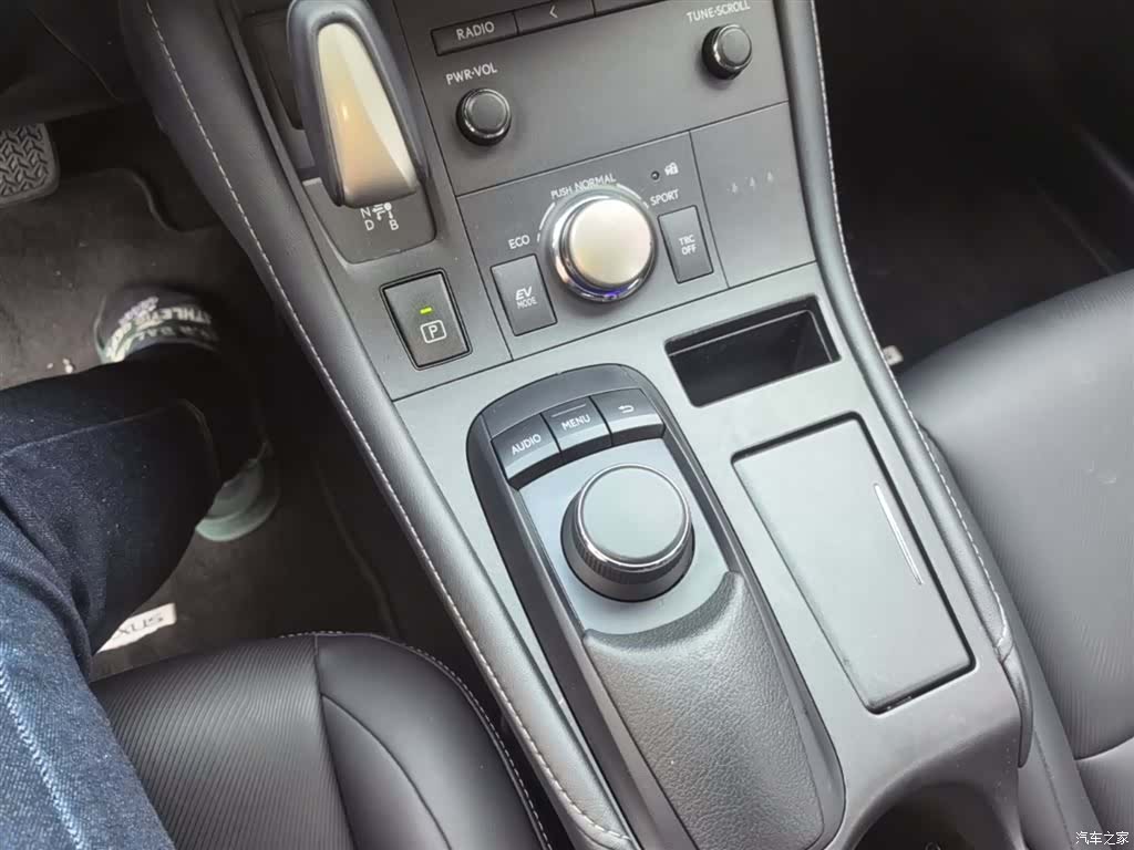 Lexus CT, 2018 14