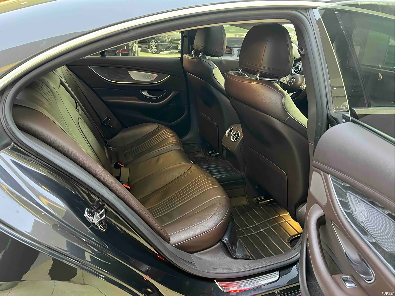 Mercedes-Benz CLS, 2021 8