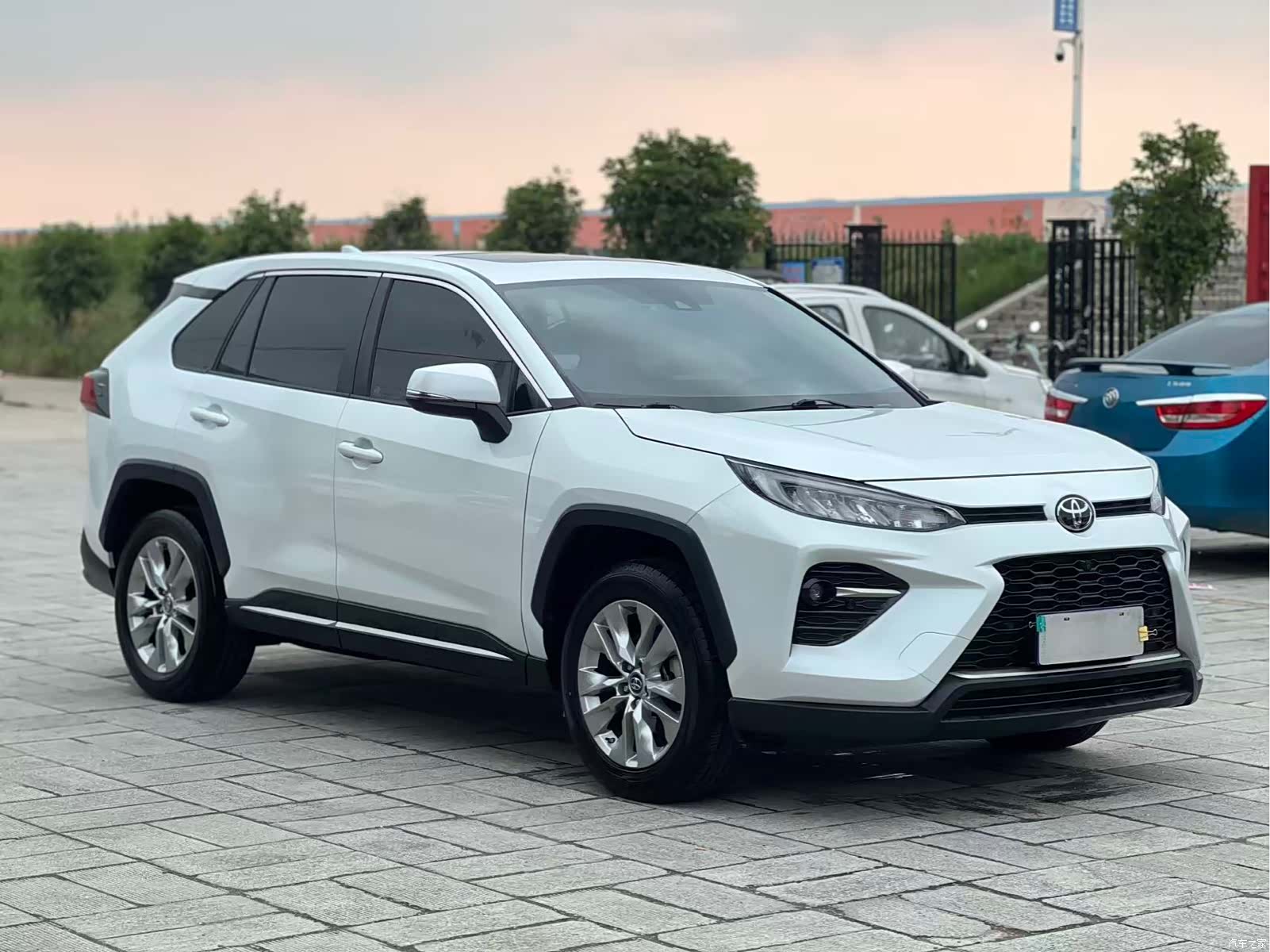 Toyota Wildlander, 2022 3