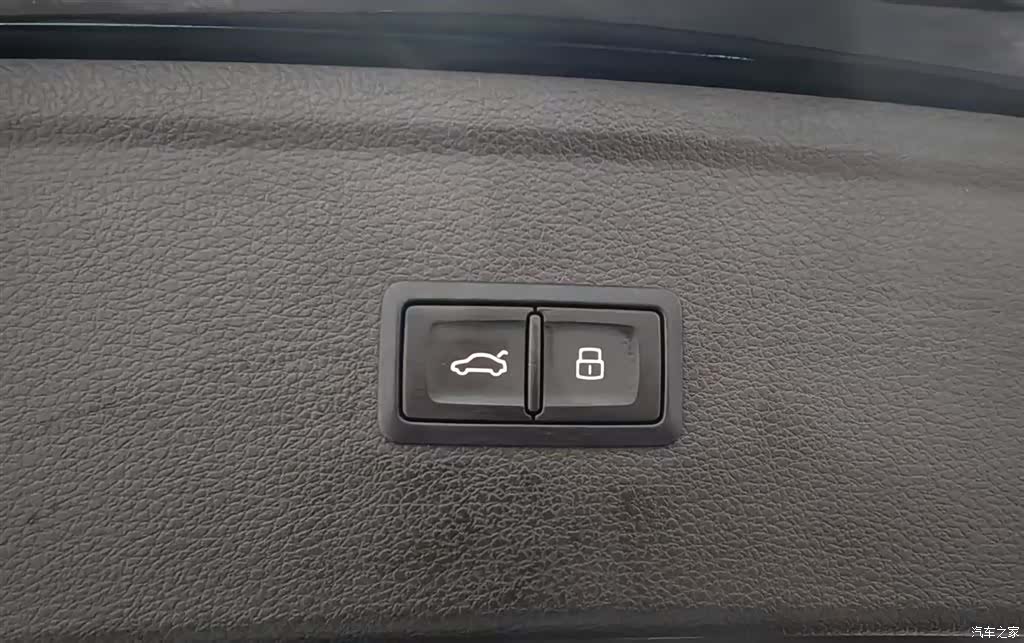 Audi Q5L, 2023 13