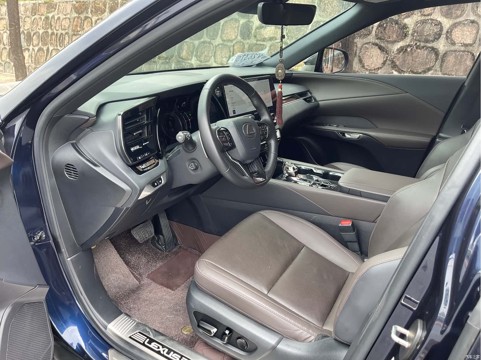 Lexus RX, 2024 4