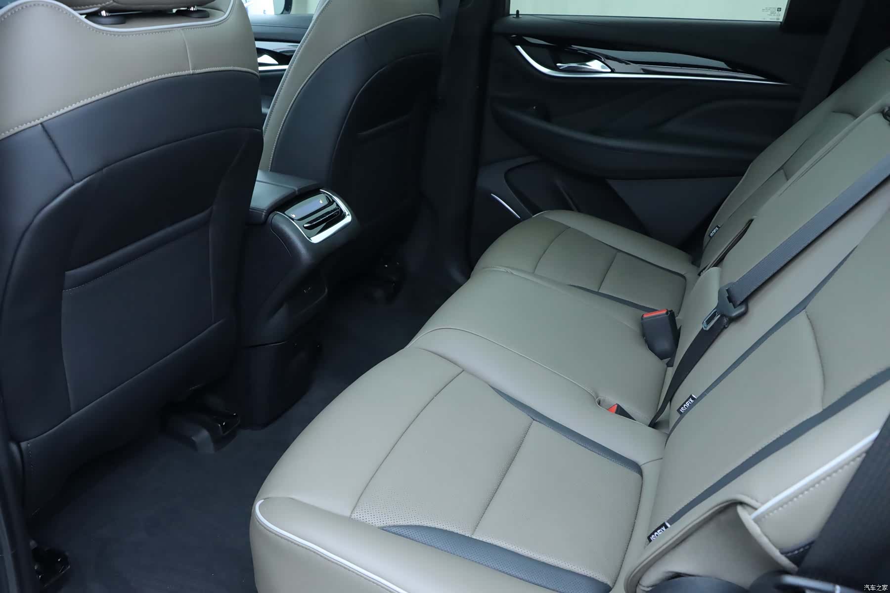 Buick Enclave, 2023 14
