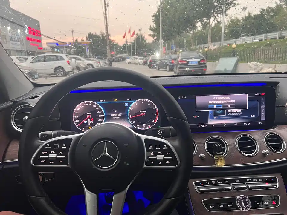 Mercedes-Benz E-class Mercedes-Benz E-class