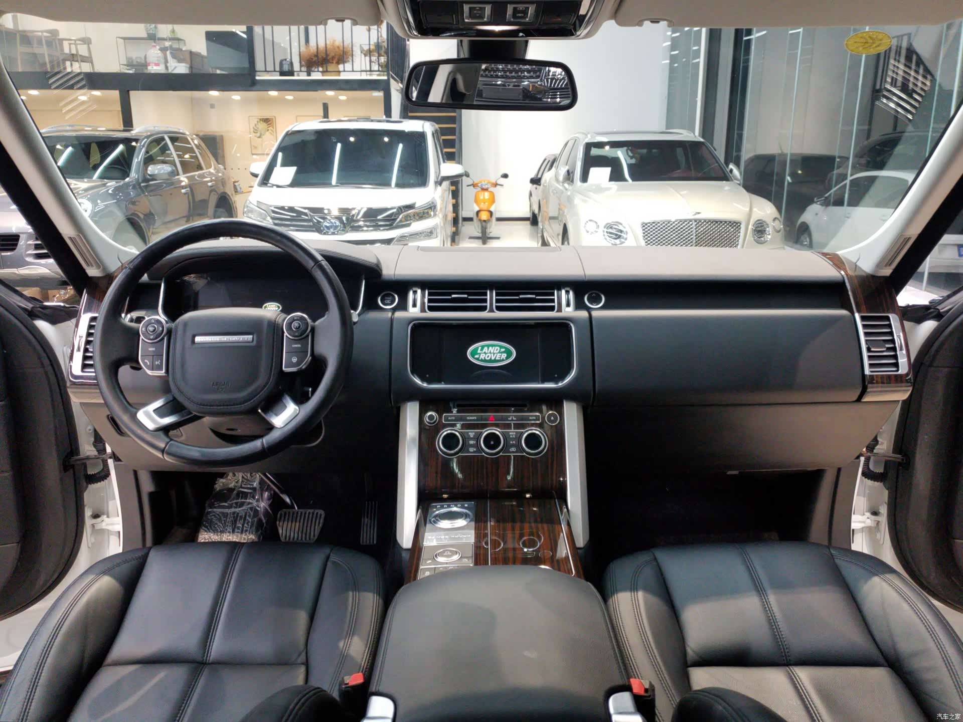 Land Rover Range Rover, 2016 11