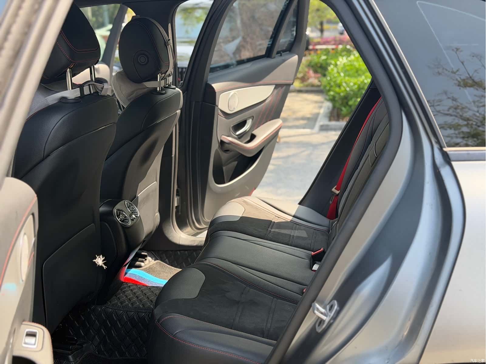 Mercedes-Benz GLC, 2023 11