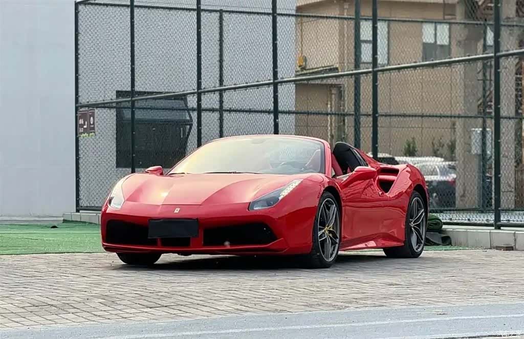 Ferrari 488, 2018 1
