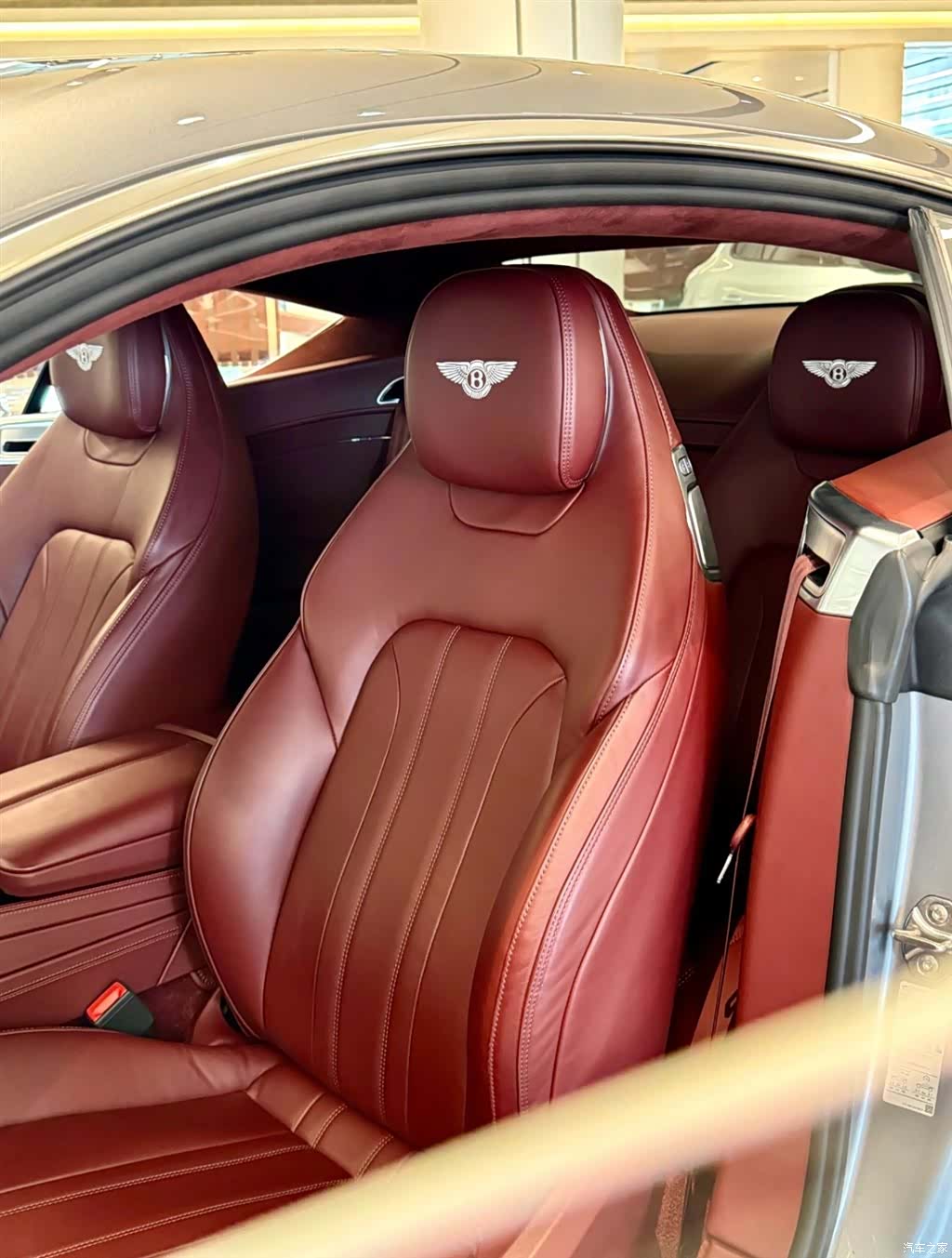 Bentley Continental GT, 2020 15