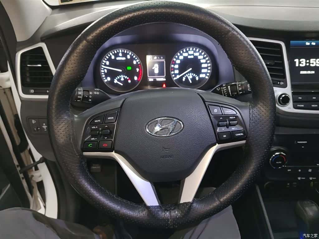 Hyundai Tucson, 2016 11