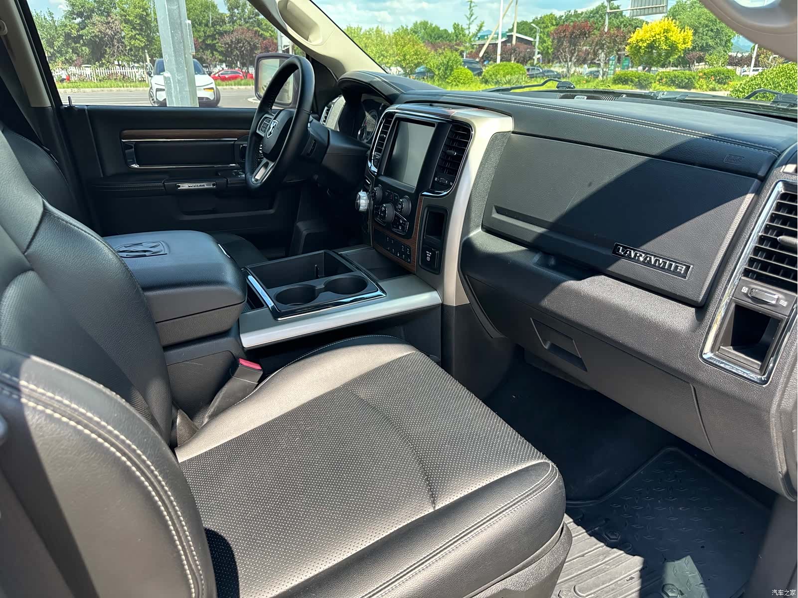 RAM Trucks, 2015 13