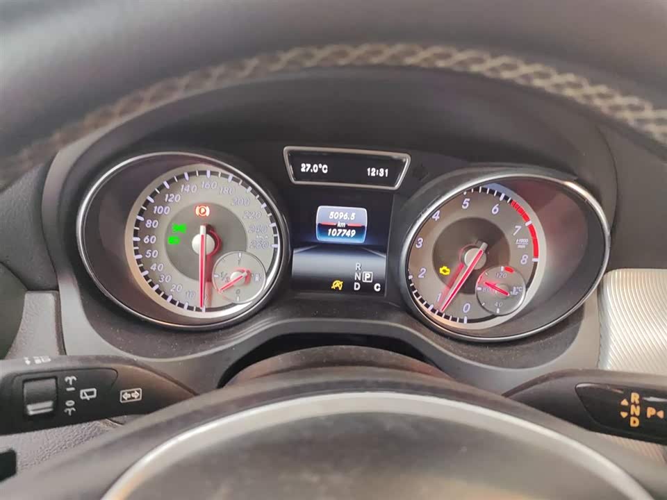 Mercedes-Benz GLA Mercedes-Benz GLA
