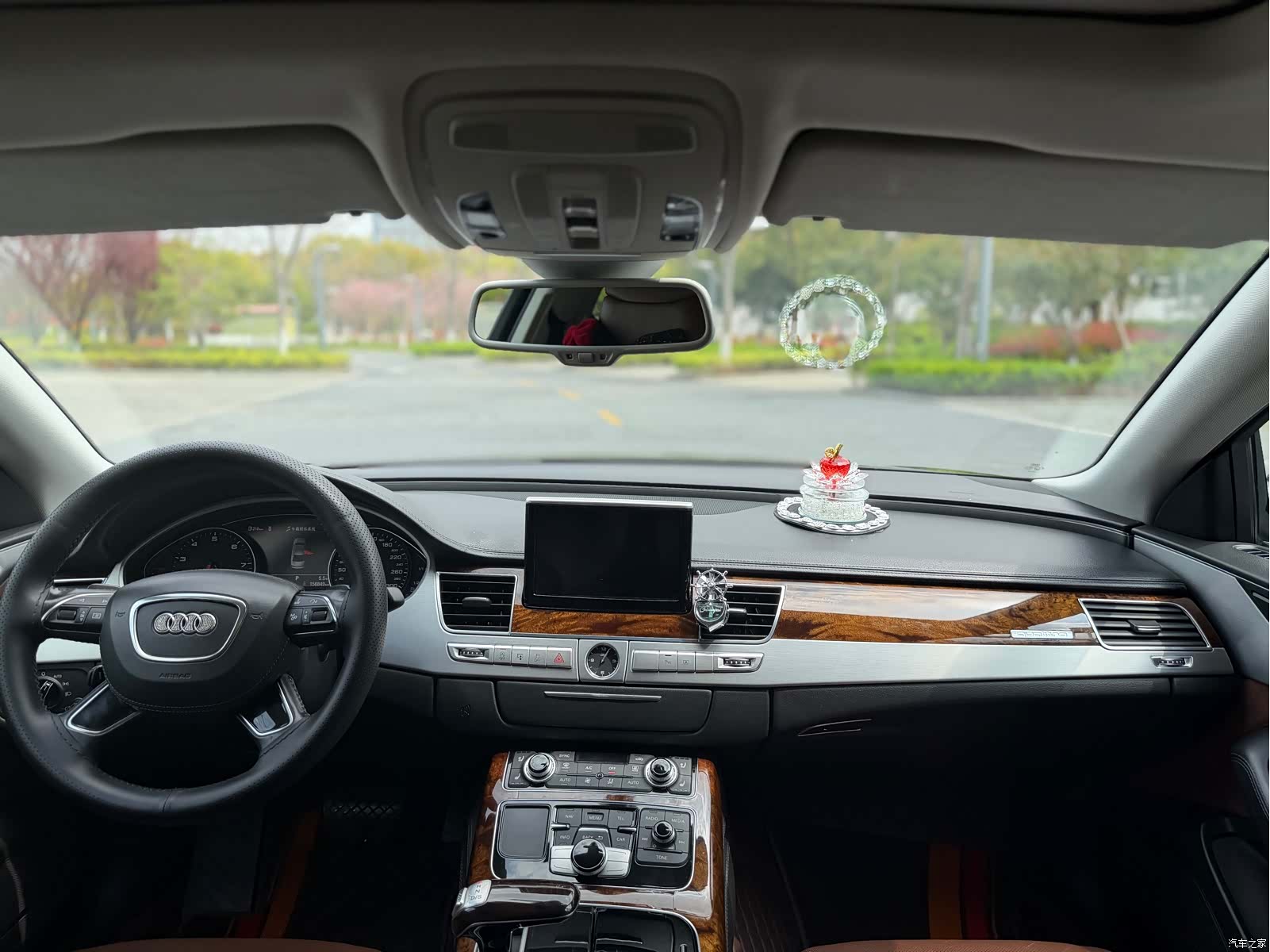 Audi A8L, 2014 7