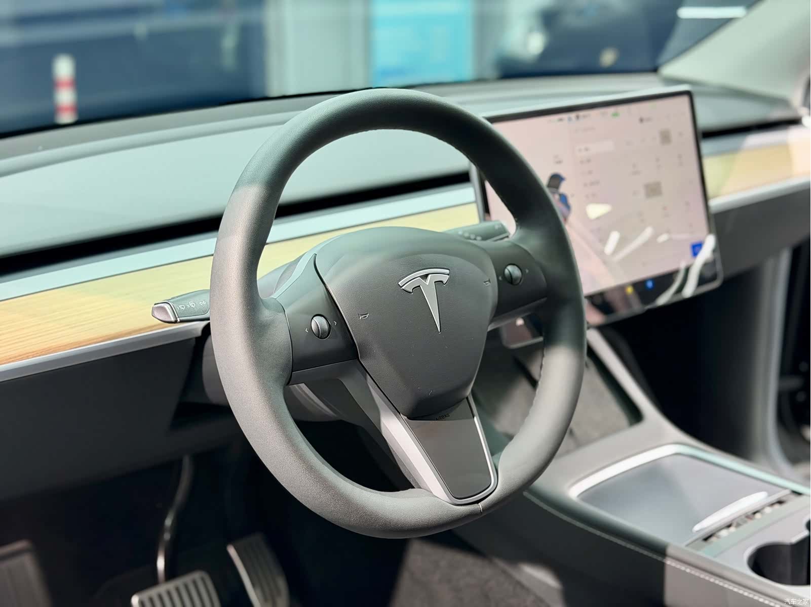 Tesla Model Y, 2022 10