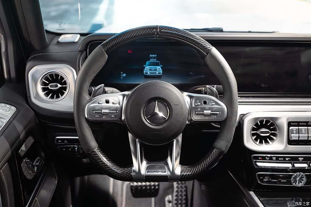 Mercedes-Benz G-Class, 2023 16