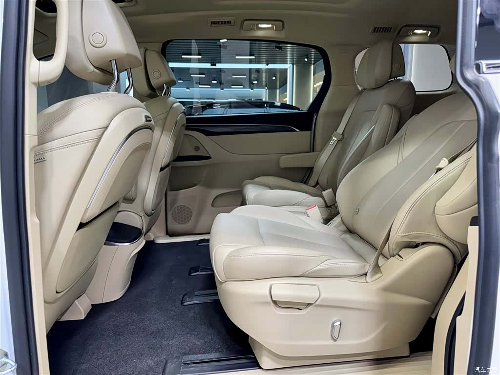 Buick GL8, 2023 19