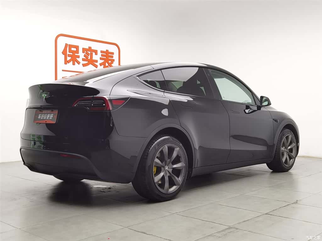 Tesla Model Y, 2023 2