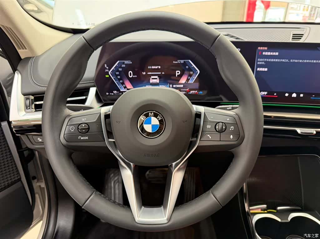 BMW X1, 2024 11