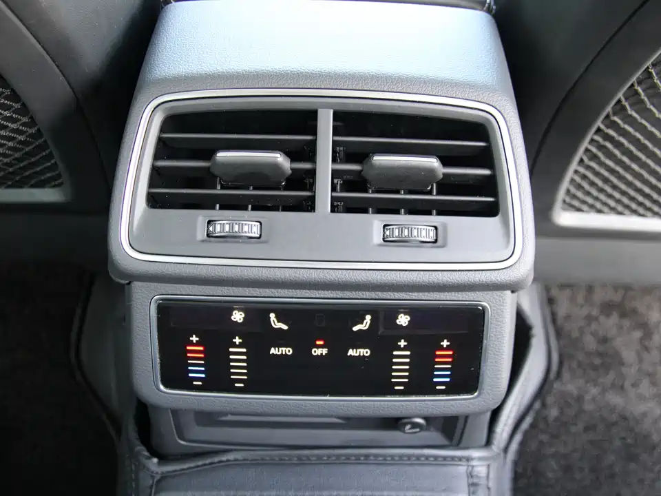 Audi A7L Audi A7L
