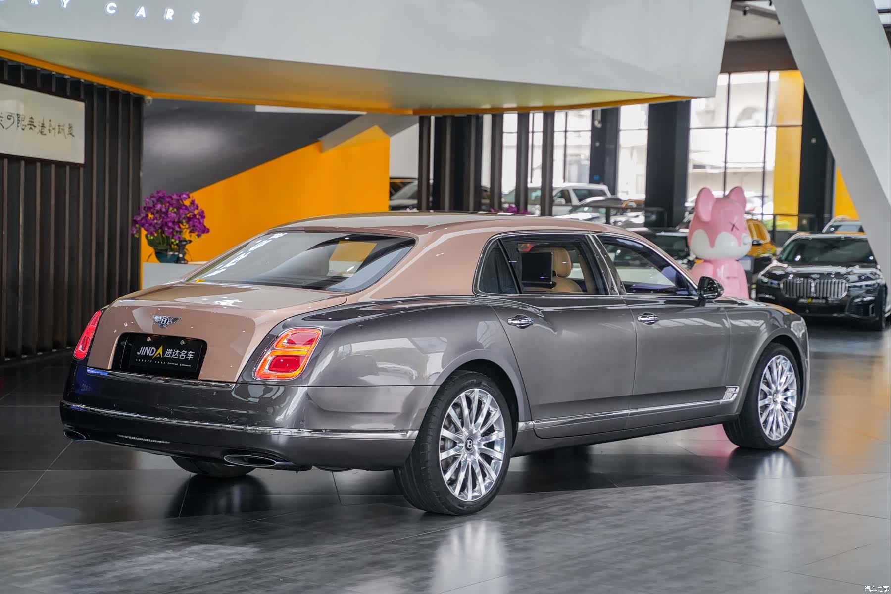 Bentley Mulsanne, 2018 4