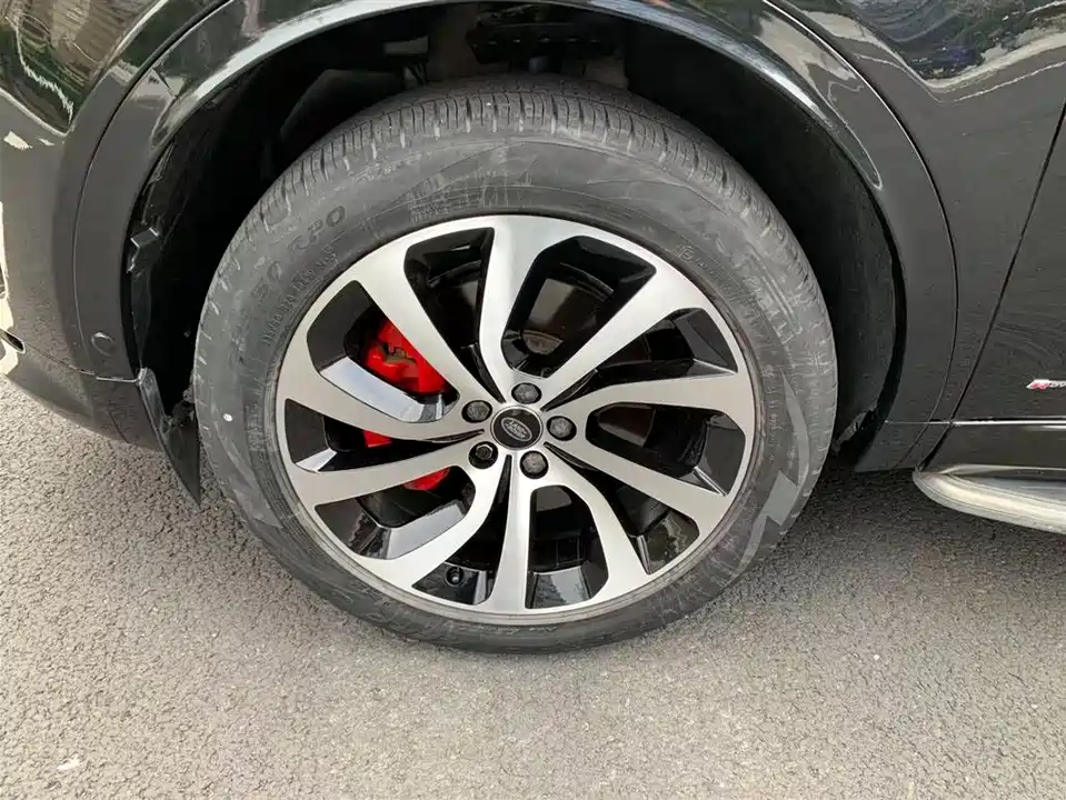 Land Rover Discover sports