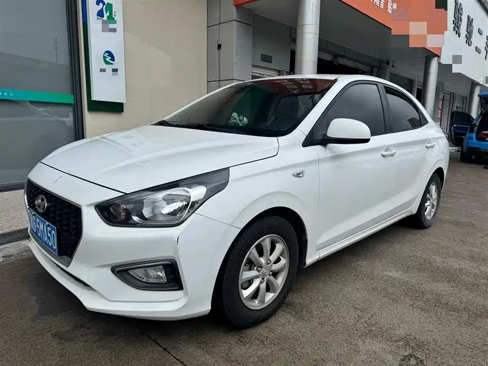Hyundai Rena