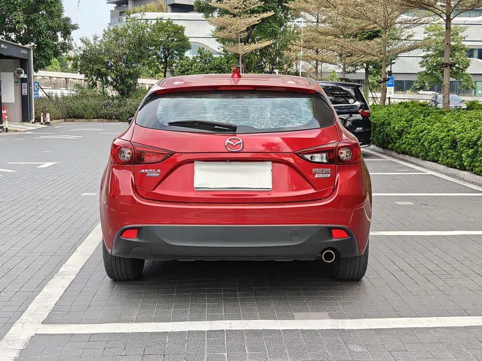 Mazda 3 Angkesaila