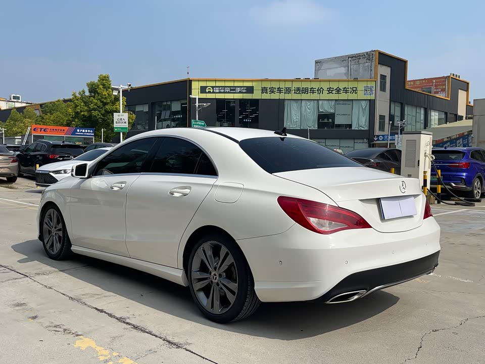 Mercedes-Benz CLA