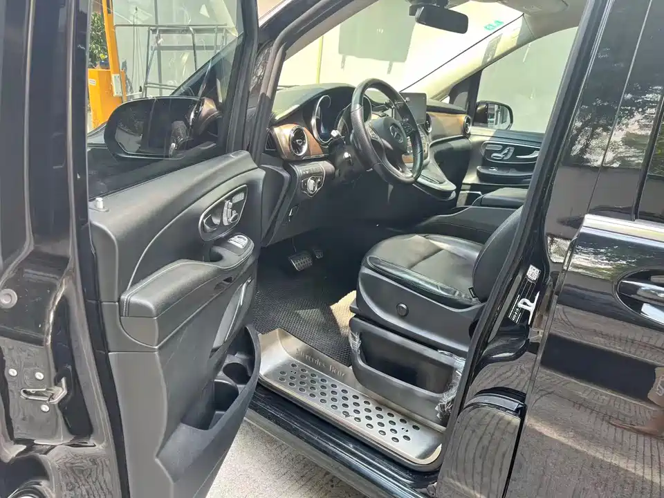 Mercedes-Benz V-class Mercedes-Benz V-class