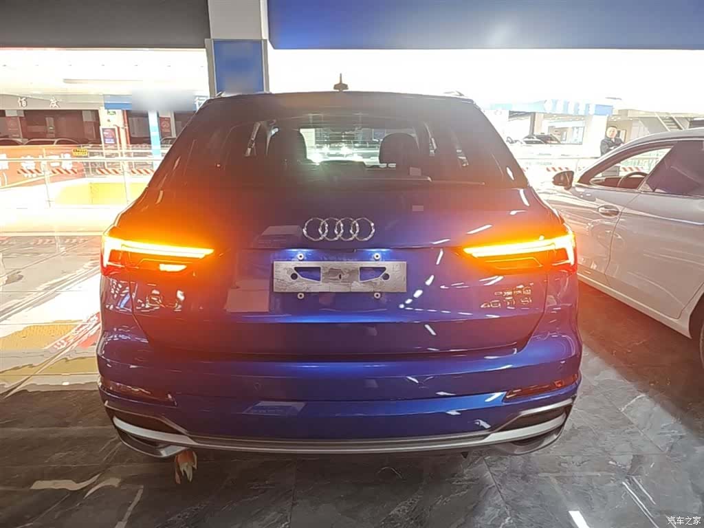 Audi Q3, 2019 6