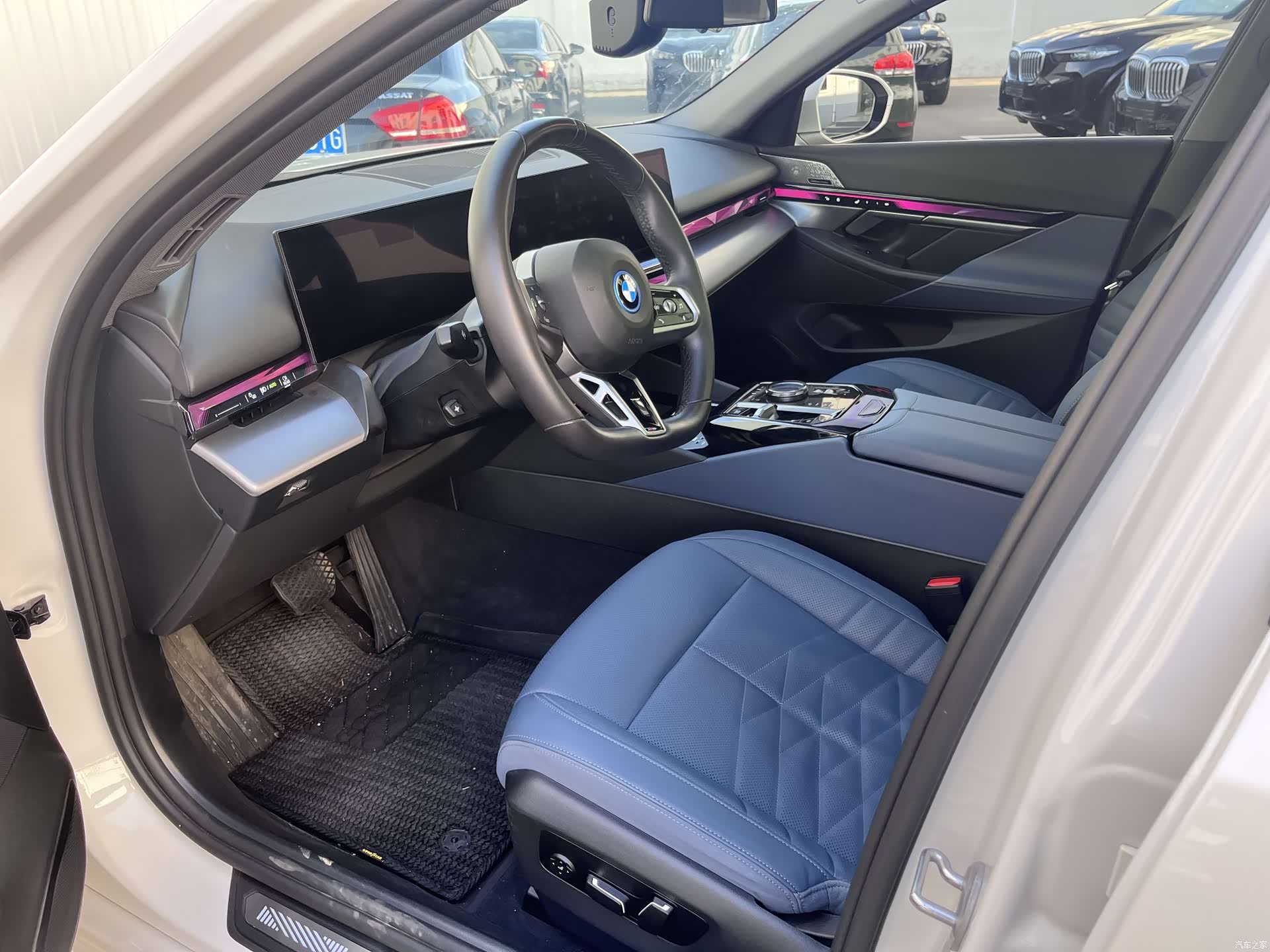 BMW i5, 2024 6