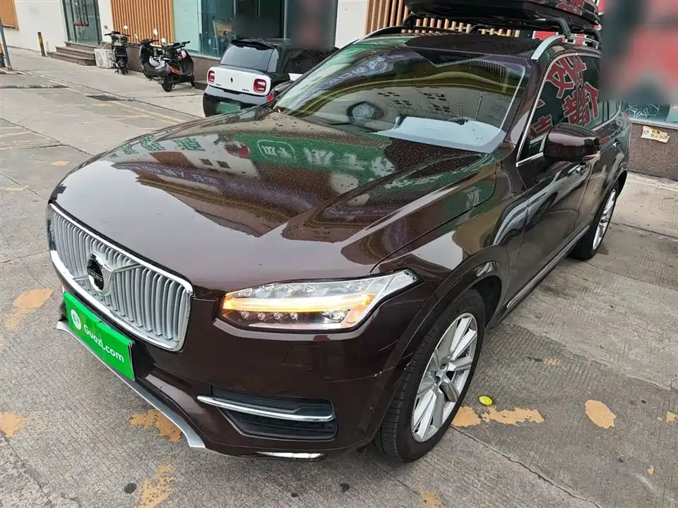 Volvo XC90