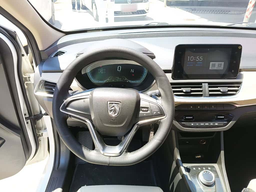 Wuling 360, 2020 11