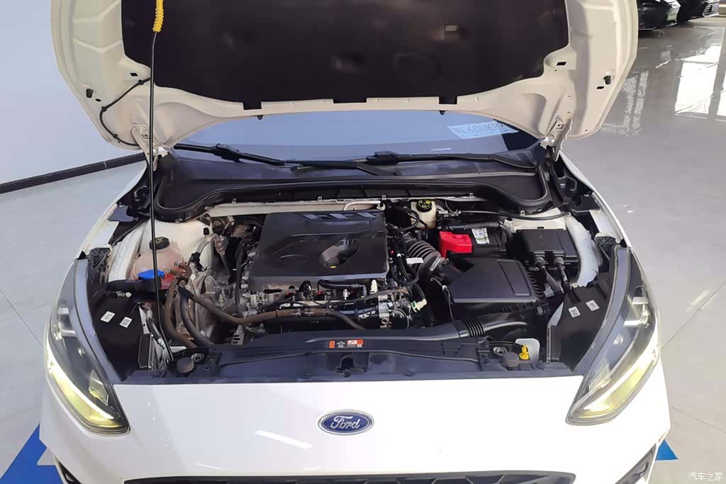 Ford Focus, 2020 10