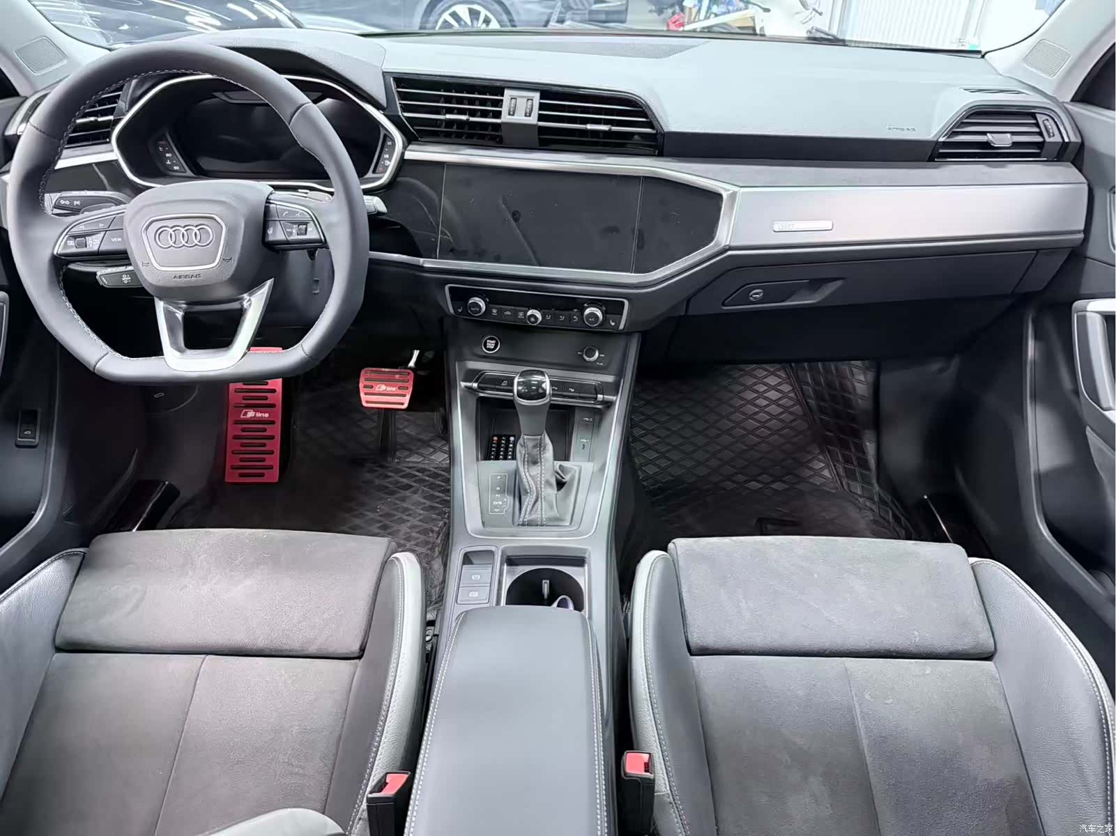 Audi Q3, 2023 8