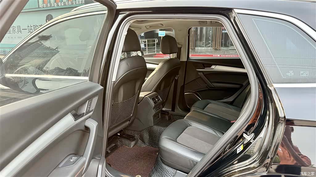 Audi Q5L, 2019 12
