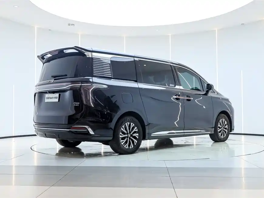 Hongqi HQ9 PHEV