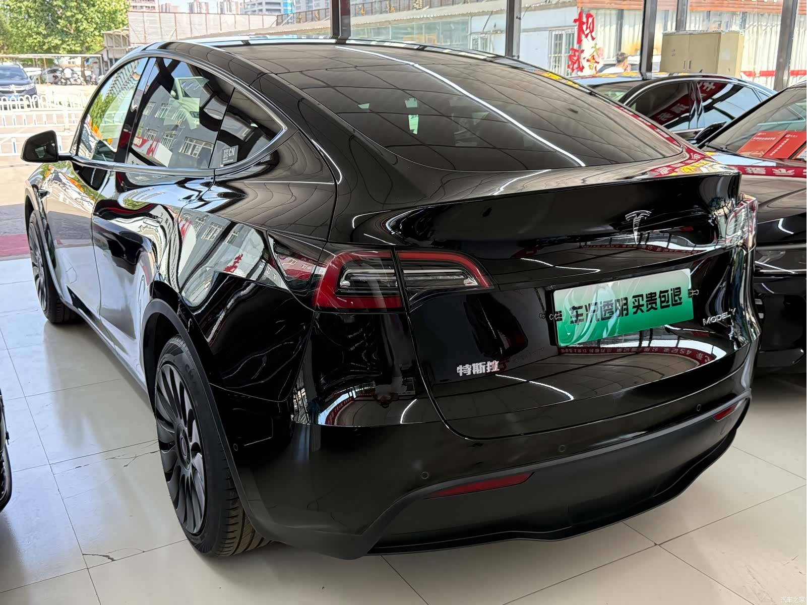 Tesla Model Y, 2023 12