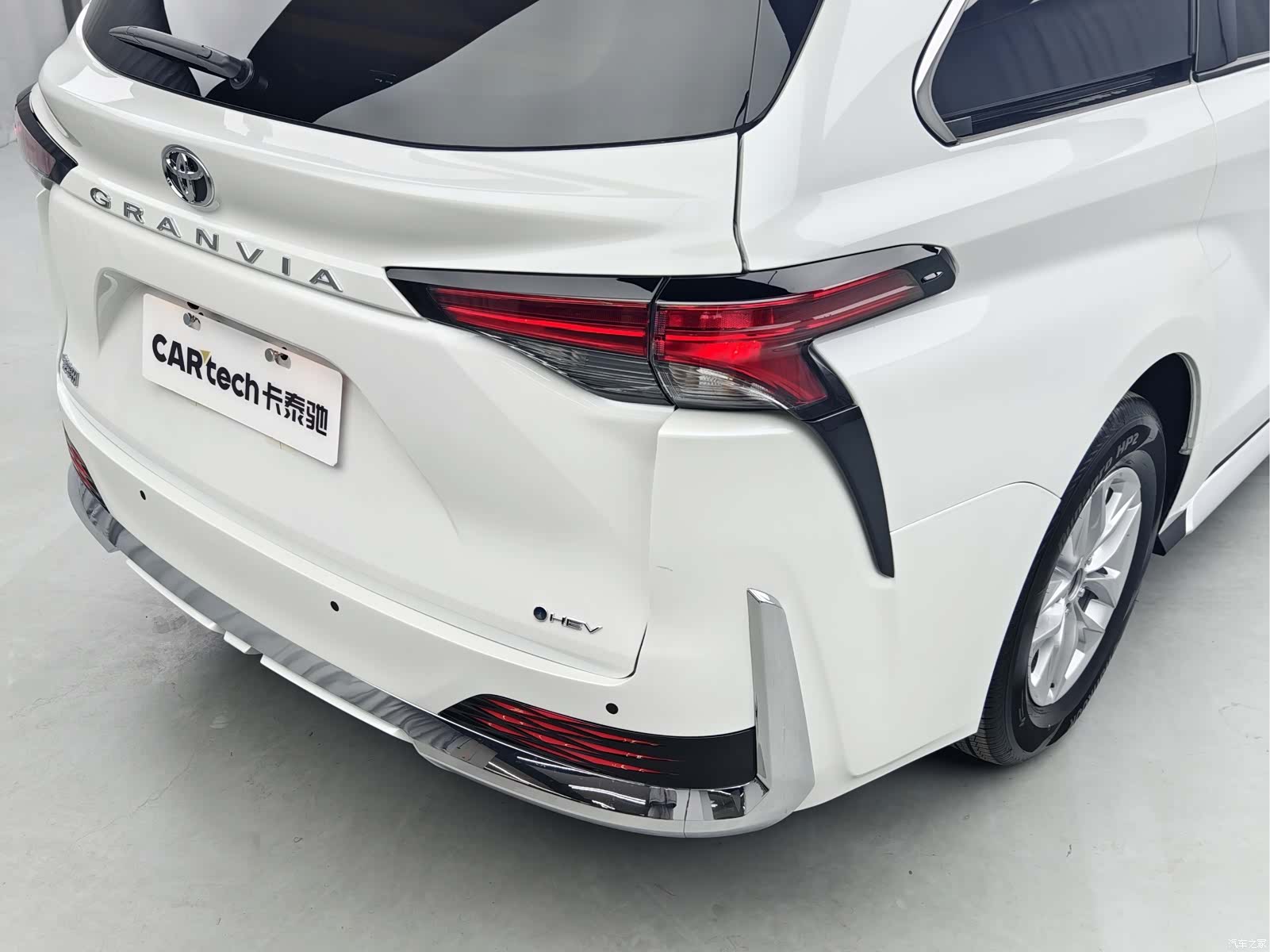 Toyota Granvia, 2026 7