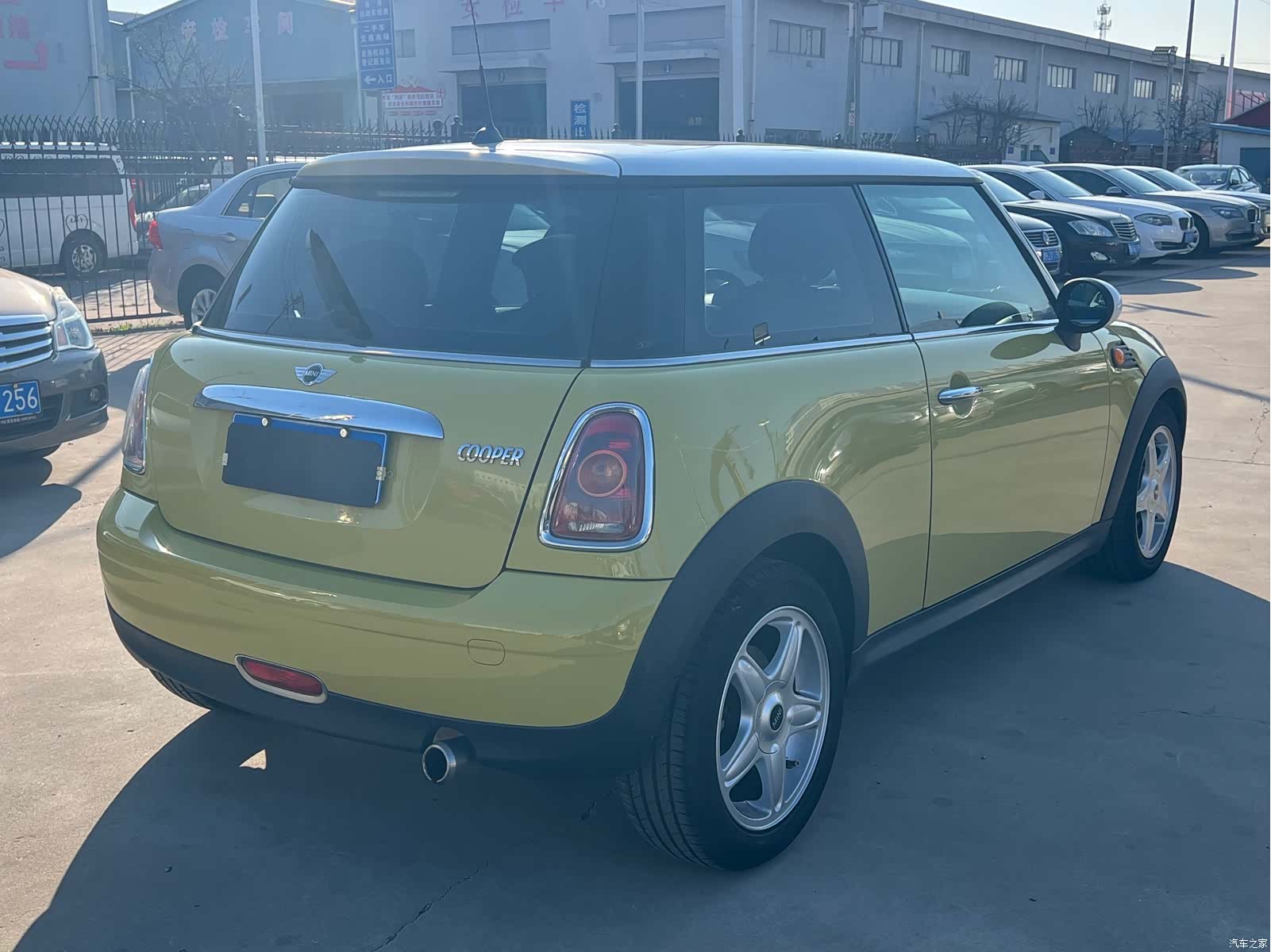 Mini Cooper, 2010 4