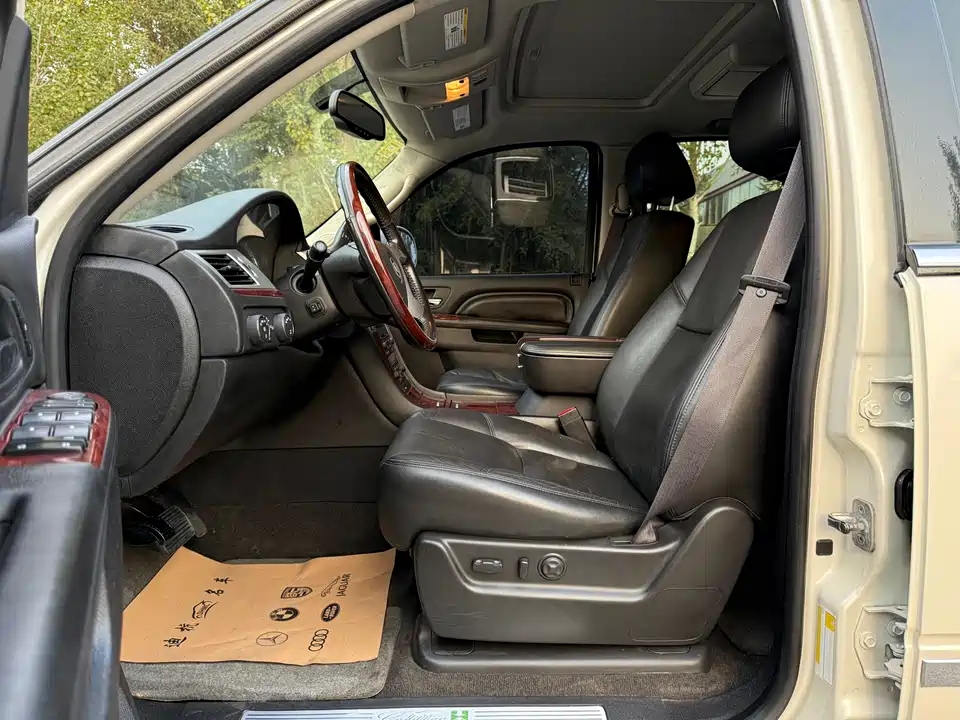 Cadillac Escalade ESCALADE