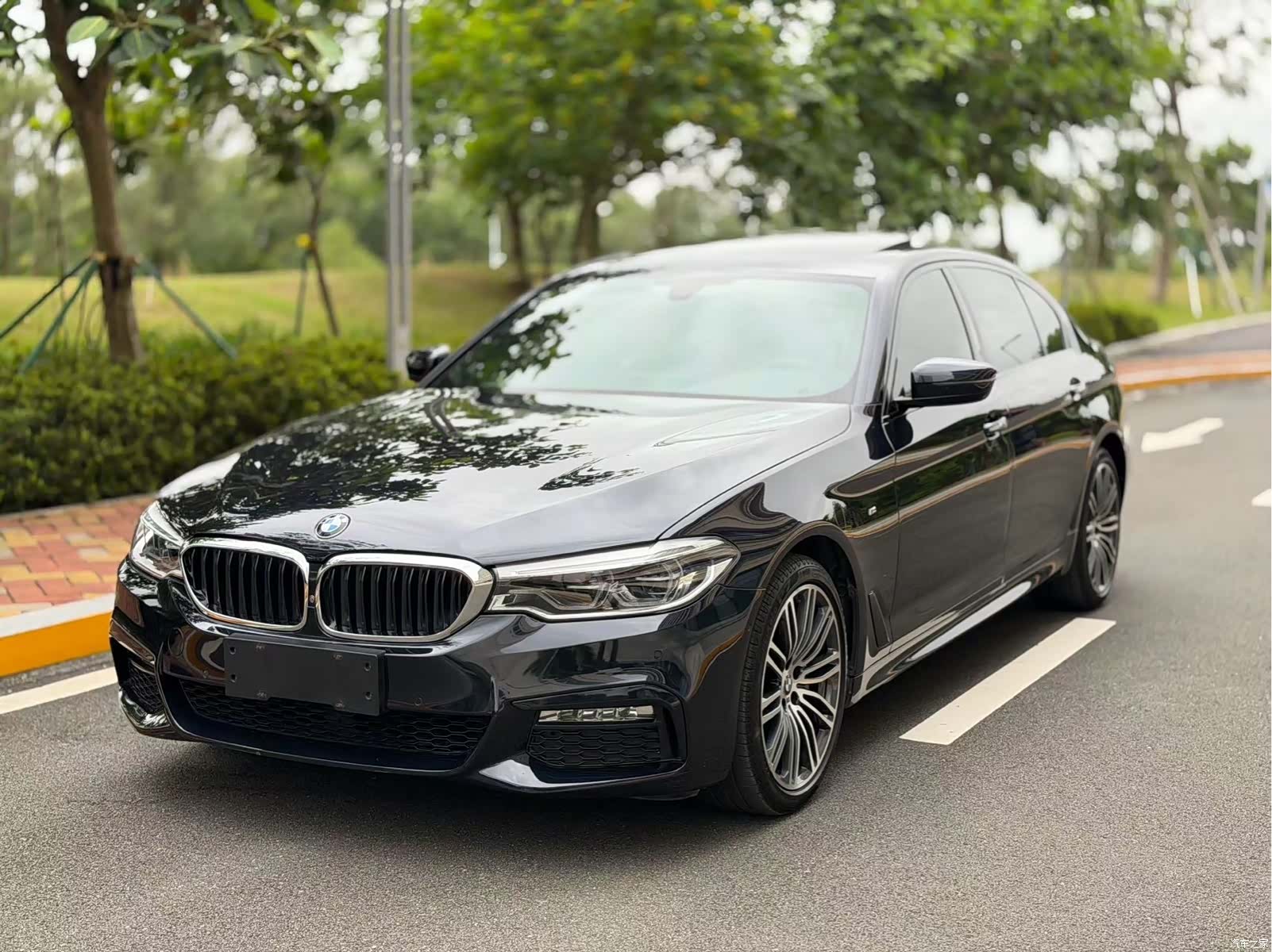BMW 5 Series, 2018 1