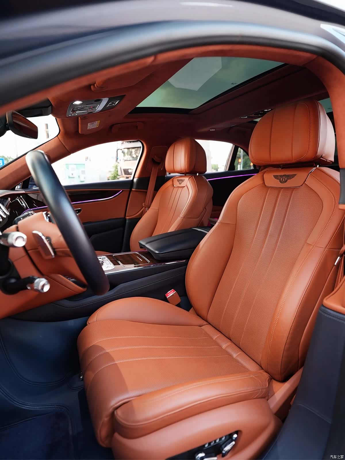 Bentley Flying Spur, 2020 24
