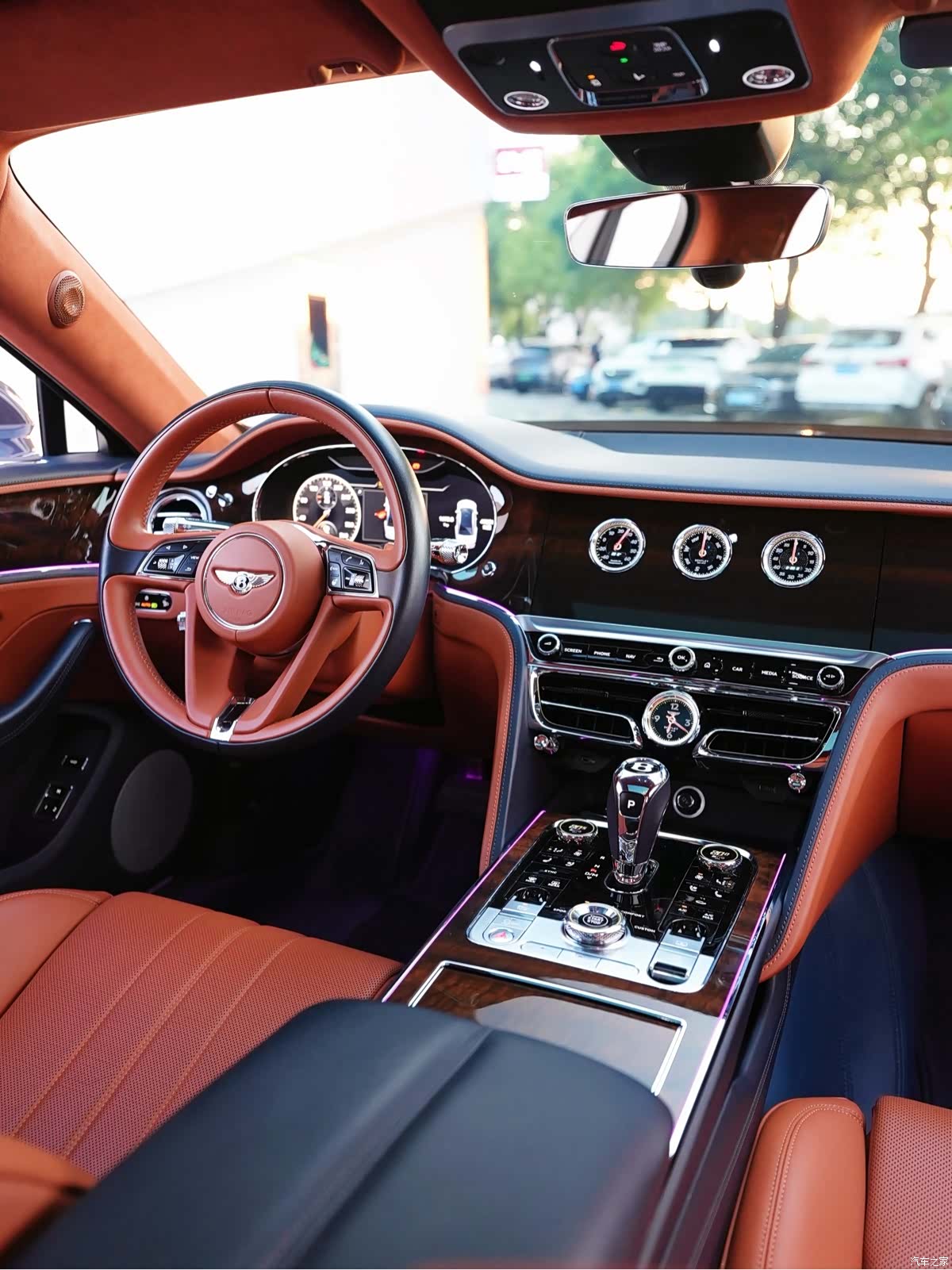 Bentley Flying Spur, 2020 25